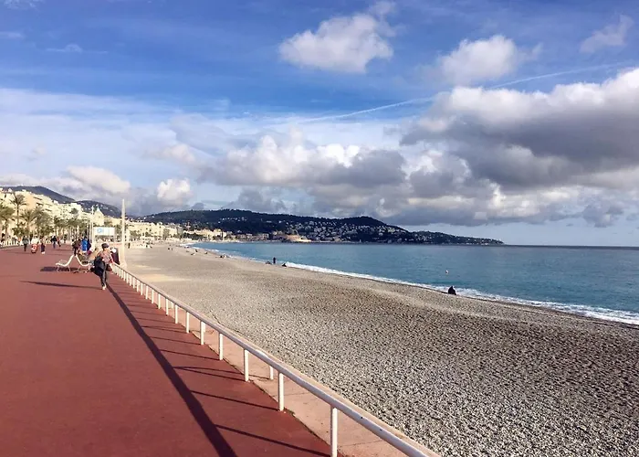 Beachfront Studio On Promenade Des Anglais