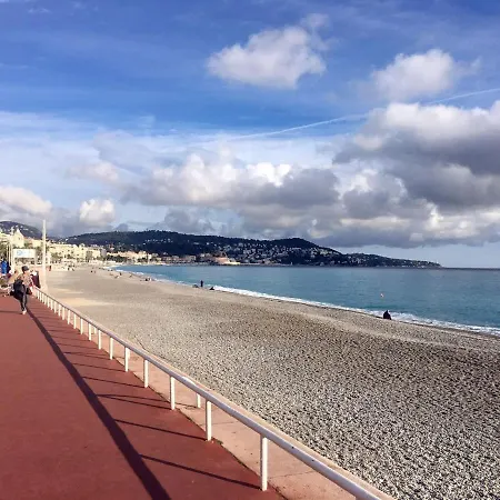 Beachfront Studio On Promenade Des Anglais Nice Extérieur photo